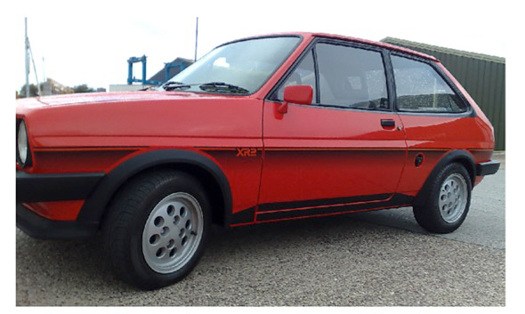 Load image into Gallery viewer, Fiesta Mk1 XR2 Stripe Kit
