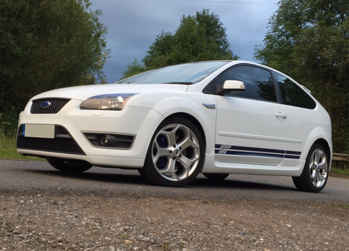 Focus Mk2 Lower Side Stripes - ST Logo